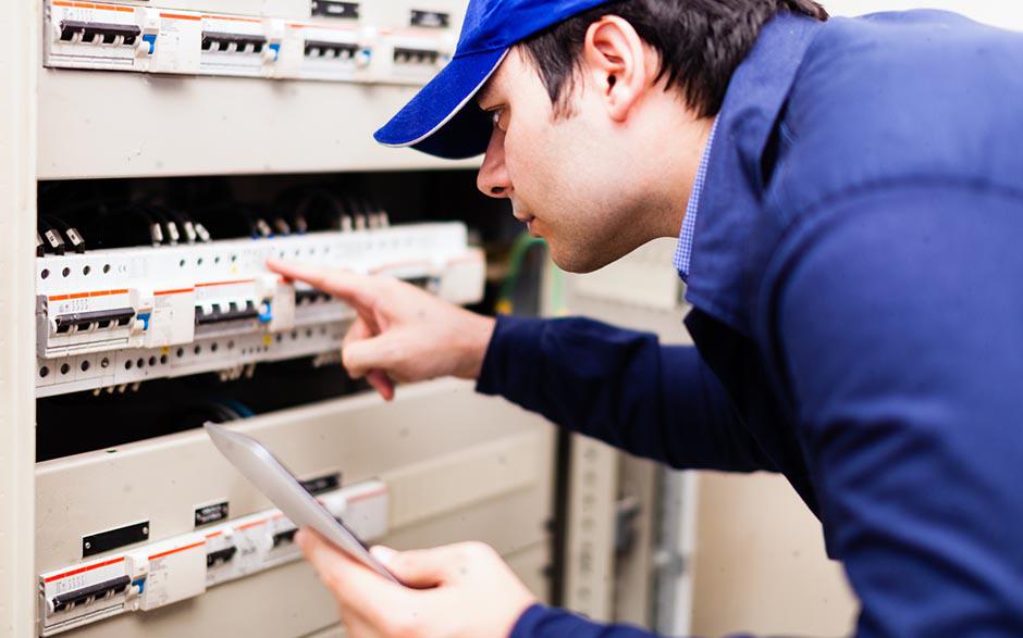 recherche travail électricien bâtiment Saint-Germain-en-Laye